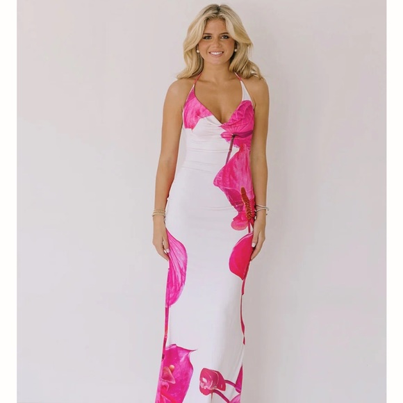 Shop Fancy White and Pink Floral Maxi Dress - never worn - Picture 4 of 5